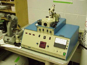 the Gatan precision ion polishing system (PIPS)
