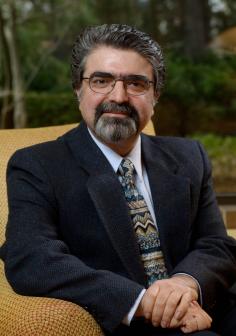 professional headshot of Abdol Esfahanian
