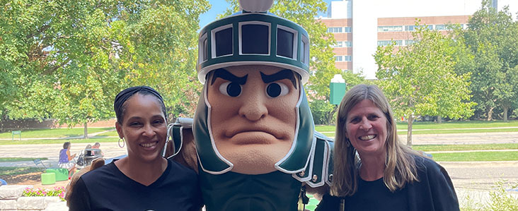 MSU LSAMP photo-op outside with Sparty