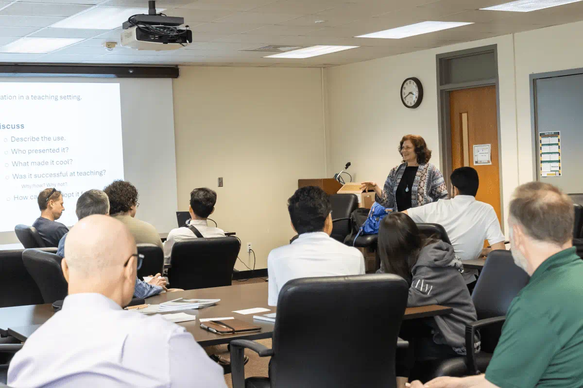 Lisa Kempler, MathWorks’ research and education strategist, conducts the computation tools workshop.