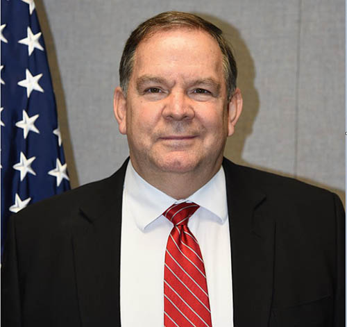 Retired U.S. Air Force Lt. Col. William Cuzick, currently director of the U.S. Air Force's Systems Technology Office, will receive an honorary doctorate of engineering Saturday.