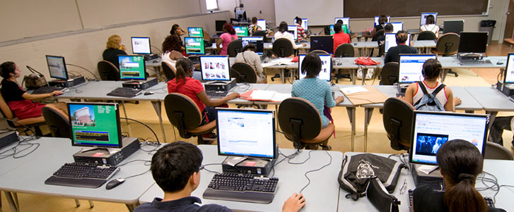 MSU Students in a CSE lab working on projects