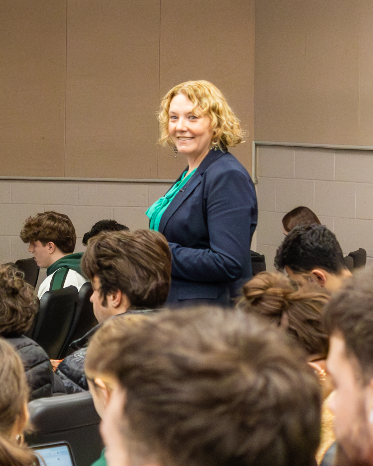 Jenahvive Morgan lecturing students