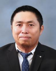 Professional Headshot of Yuzhen Lu