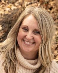 Professional Headshot of Courtney Biddinger