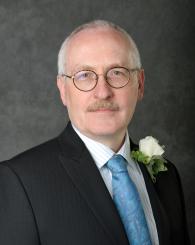 Professional Headshot of William Resh