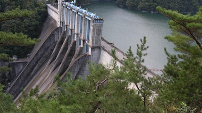 Mitigating floods in extreme weather