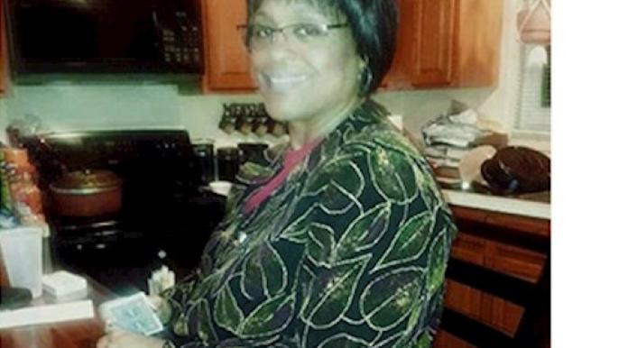 Thanking: Pauline Vandyke as she retires