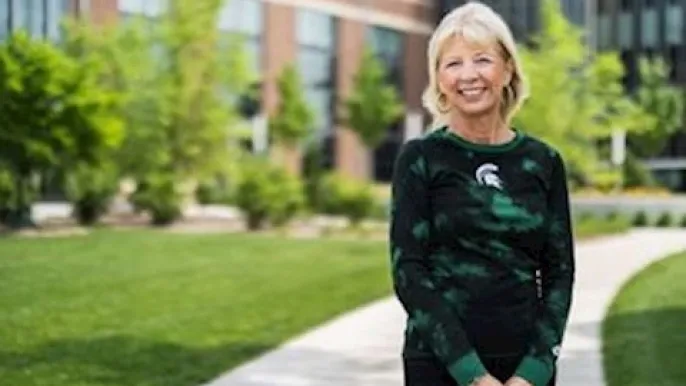 Donnie Haye presented MSU Alumni Grand Award