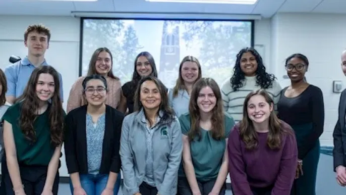 Student volunteers recognized with Dean’s Choice Award