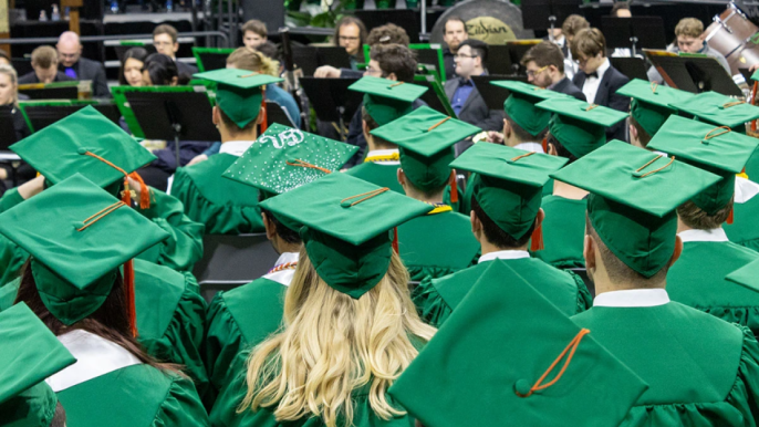 390+ Spartan Engineering students to graduate