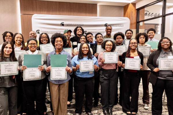 Dean’s Showcase of Stars honors 118 engineering students with scholarships and networking