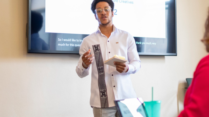 Mechanical Engineering student receives Honors College Giving Back Award