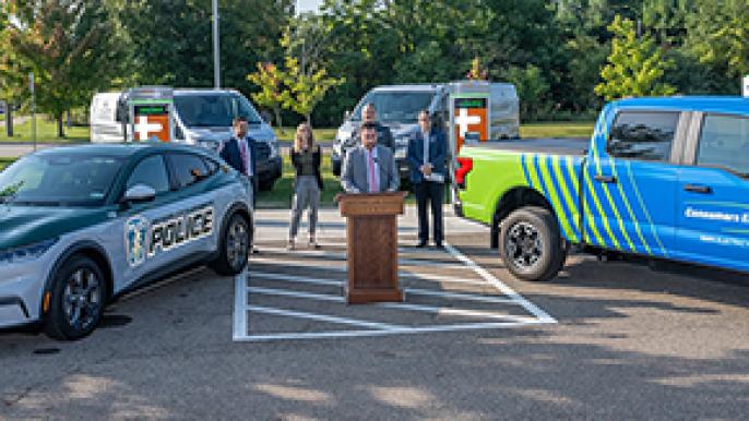 MSU unveils fast-charging electric vehicle stations