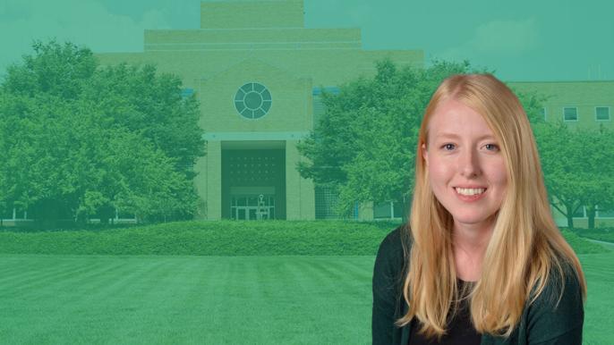 Lindsay Naylor receives MSU Outstanding Established Academic Advisor Award