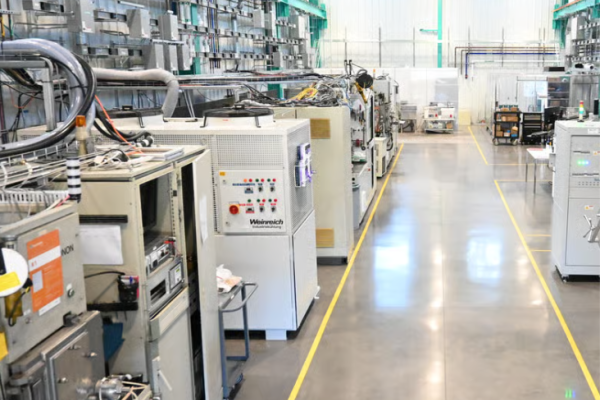 Research and manufacturing equipment inside the Fraunhofer USA laboratory.