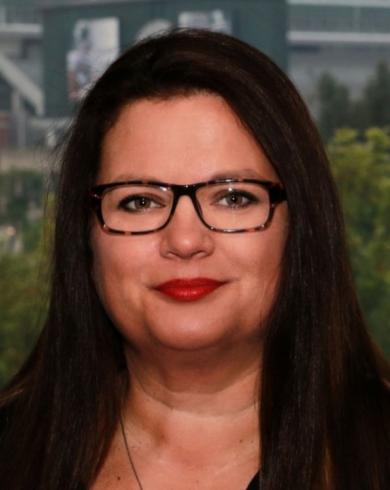 Professional Headshot of Brenda Hodge