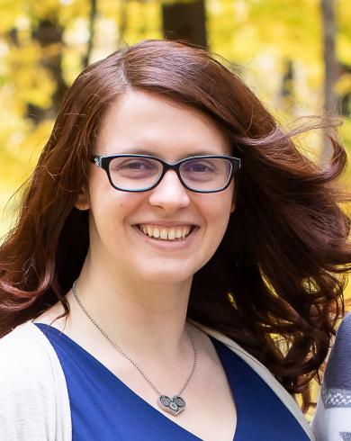 Professional Headshot of Emily Dolson