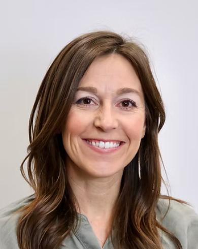 Professional Headshot of Kylie Kenyon