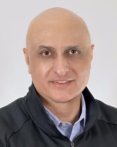 Professional Headshot of Navid Yazdi