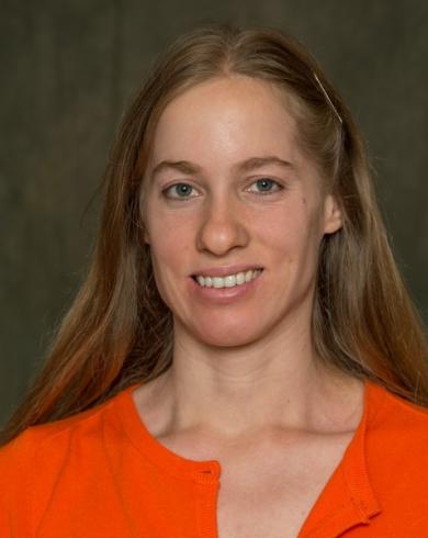 Professional Headshot of Ekaterina Rapinchuk