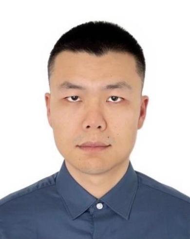 Professional Headshot of Ruofeng Liu