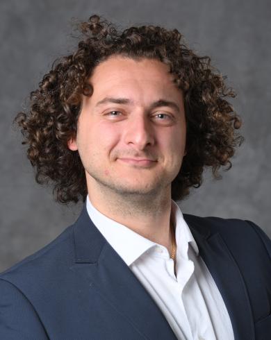 Professional Headshot of Luciano Silvestri