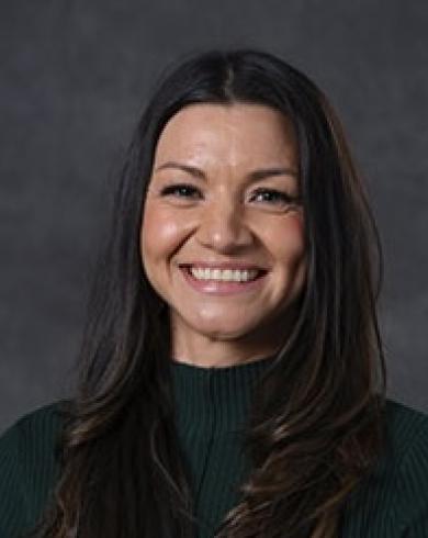 Professional Headshot of Erica Weeks