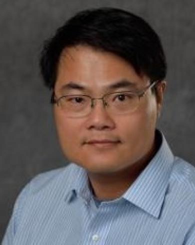 Professional Headshot of Hui-Chia Yu