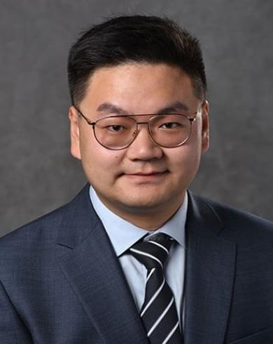 Professional Headshot of Liang Zhao
