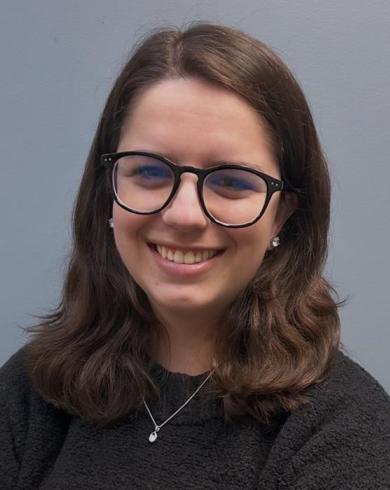 Professional Headshot of Julia Rockwell