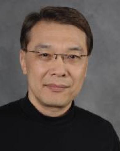 Professional Headshot of Yanlyang Pan