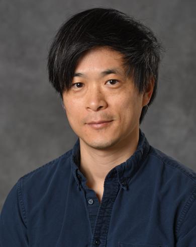 Professional Headshot of Yiying Tong