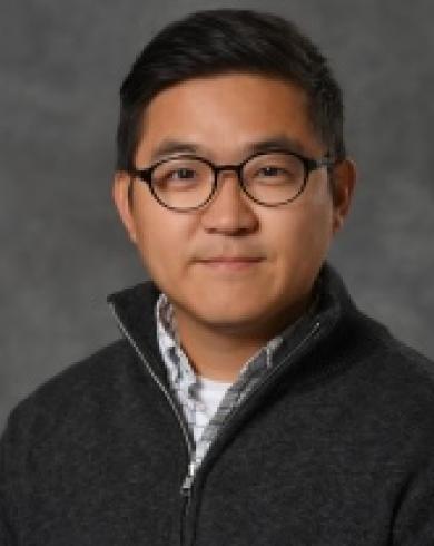 Professional Headshot of Younsuk Dong