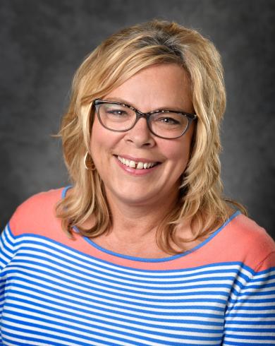 Professional Headshot of Alicia Heeney