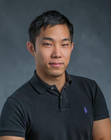 Professional Headshot of Xing Yang Tang