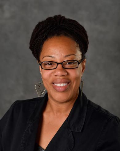 Professional Headshot of Yolanda Anderson