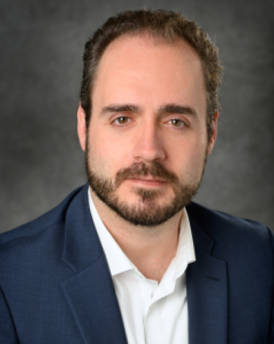 Professional Headshot of Aitor Aguirre