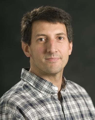 Professional Headshot of Carl Boehlert