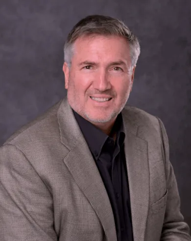 Professional Headshot of Christopher Contag