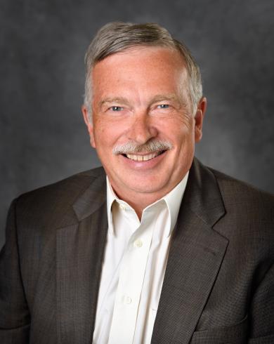 Professional Headshot of Dennis Phillips