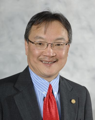 Professional Headshot of Andrew Kim