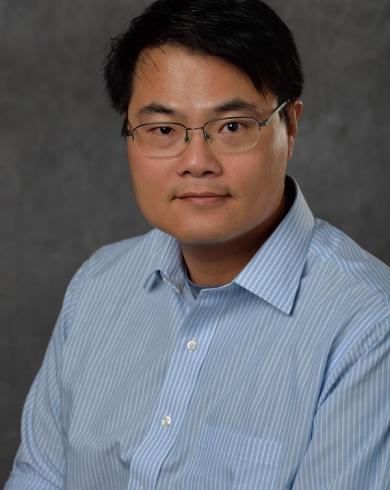 Professional Headshot of Hui-Chia Yu