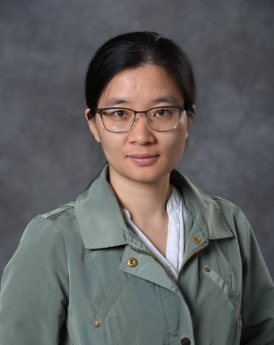 Professional Headshot of Longxiu Huang