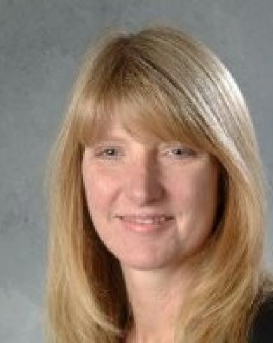 Professional Headshot of Patte Hahn