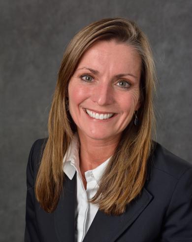 Professional Headshot of Aimee Rubis