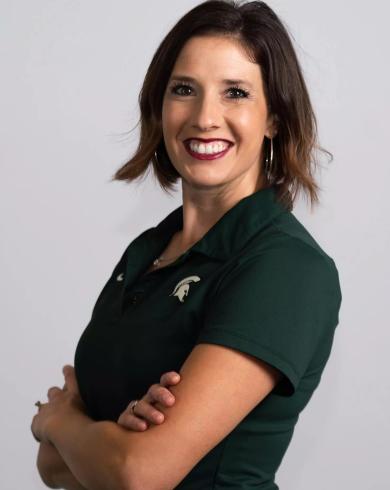 Professional Headshot of Simone Proulx