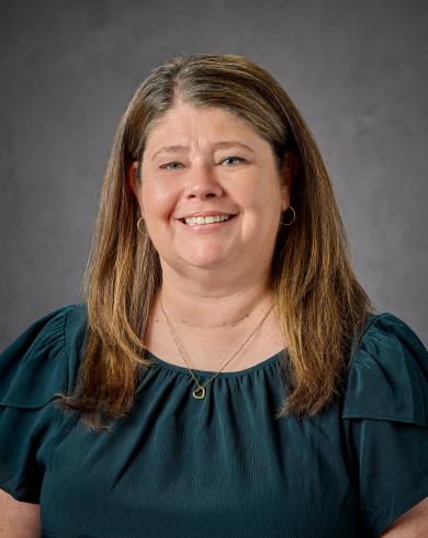 Professional Headshot of Amanda Idema