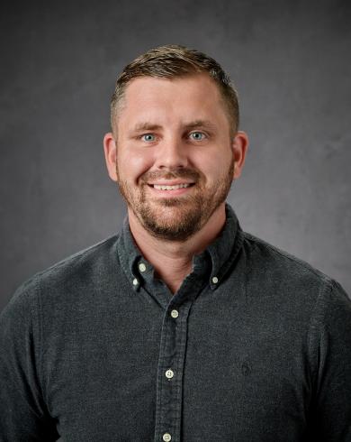 Professional headshot of Professional Headshot of Casey Kloeckner