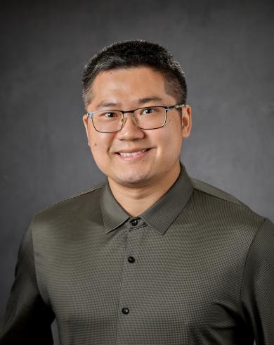 Professional Headshot of Jie Hou